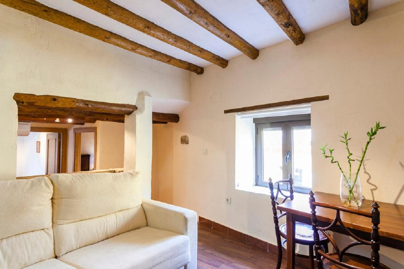 Apartamentos Casa Samper Santa Eulalia de Gállego Chambre photo